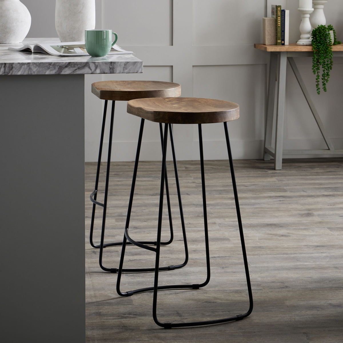 Franklin Hardwood Shape Bar Stool