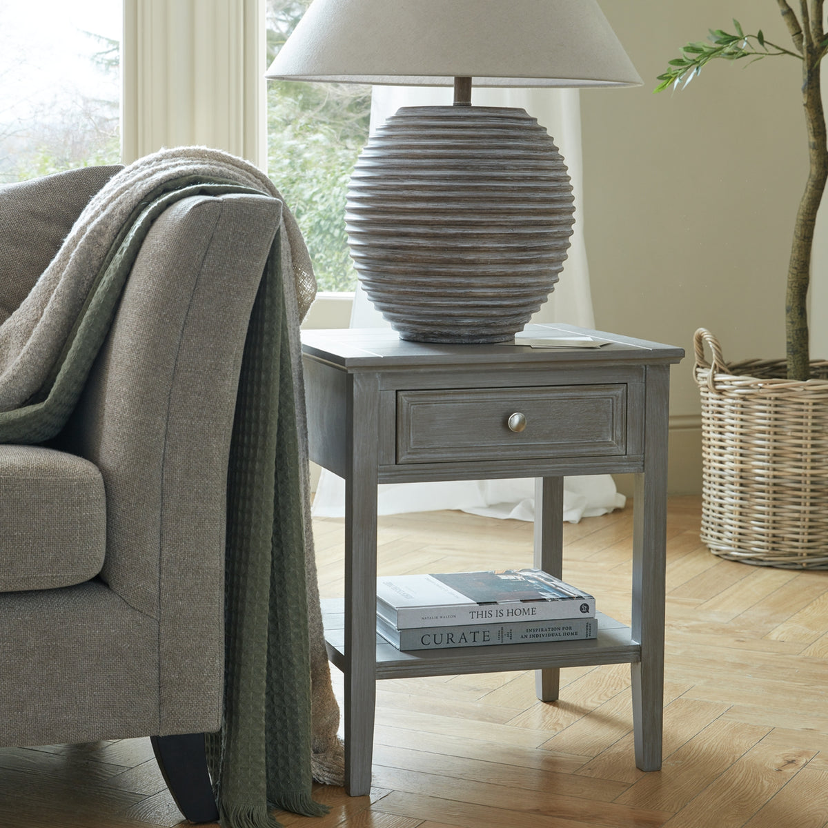 Saturn Table Lamp