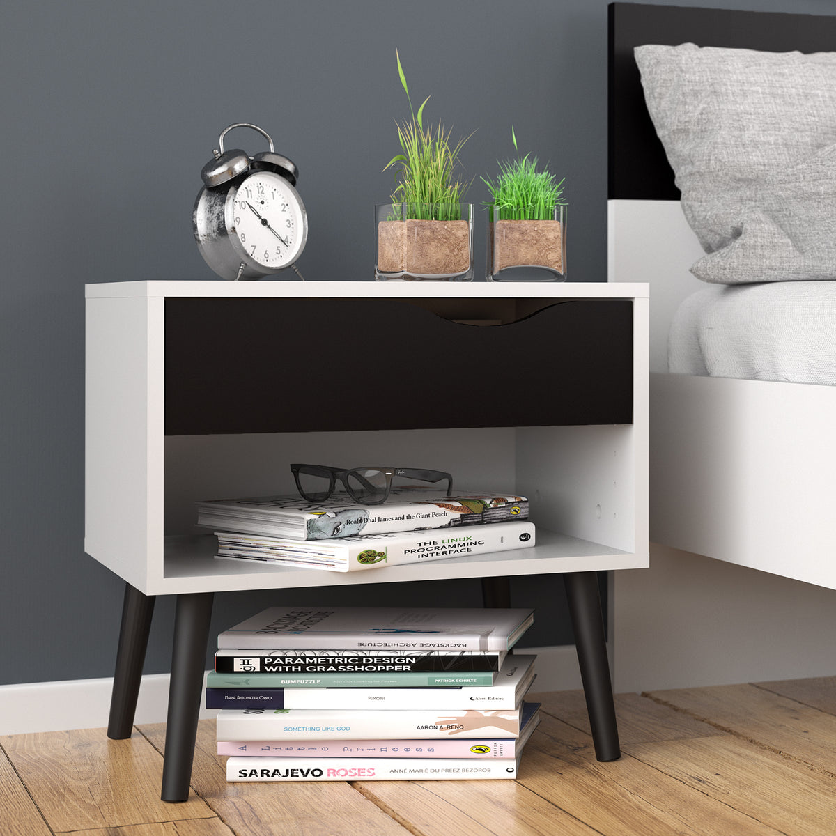 Oslo Bedside 1 Drawer in White and Black Matt