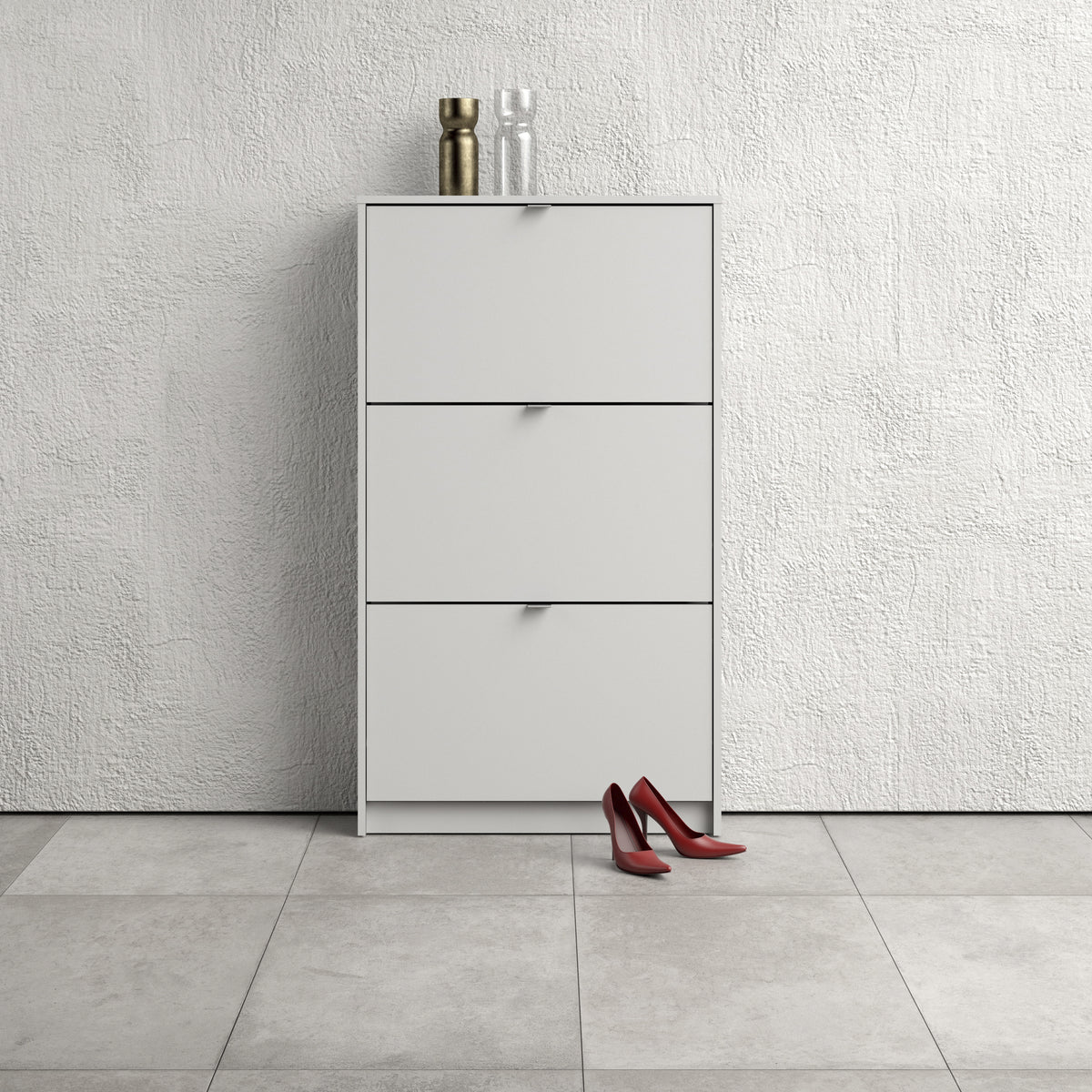 Shoes Shoe cabinetw. 3 tilting doors and 1 layer White