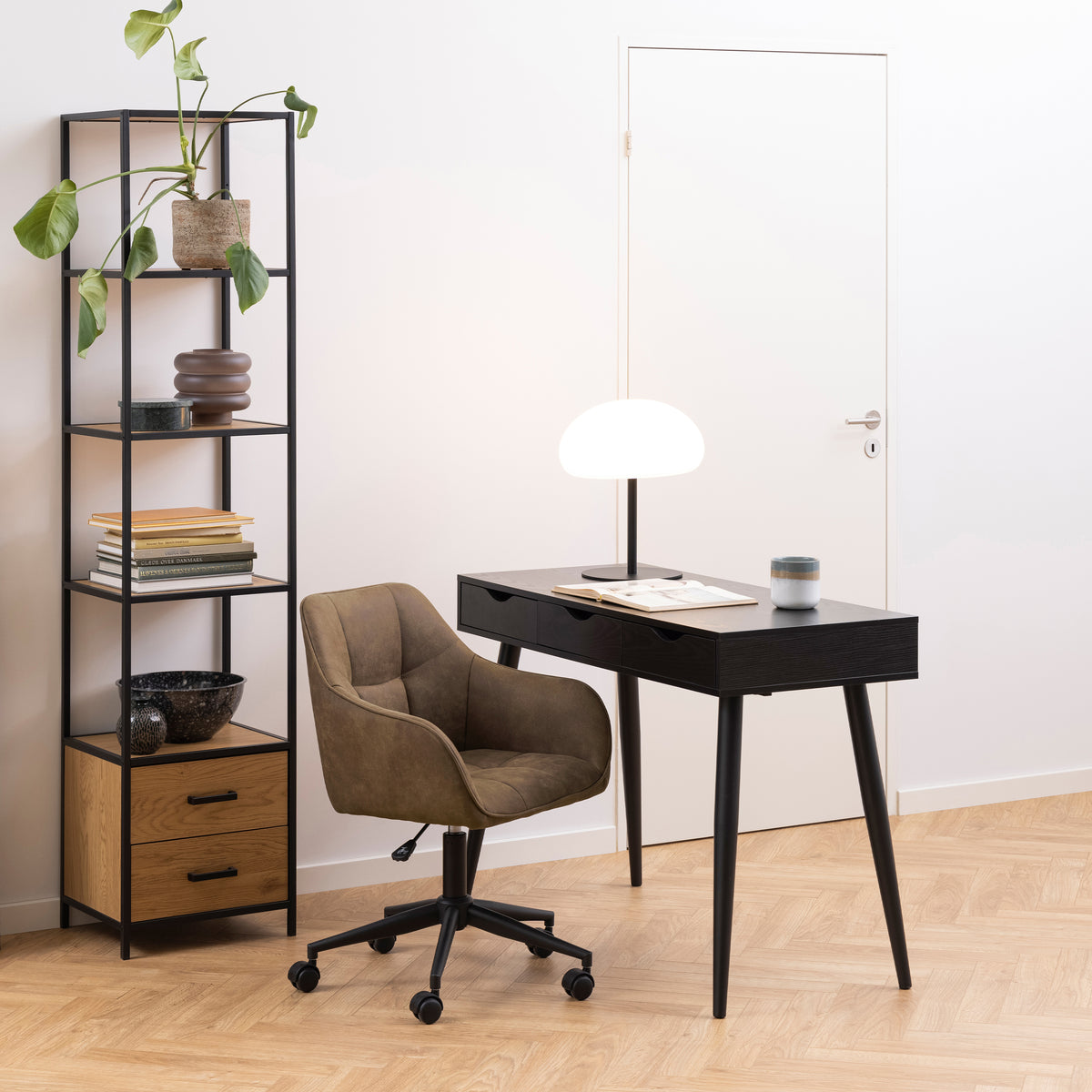 Neptun 3 Drawer Office Desk in Black